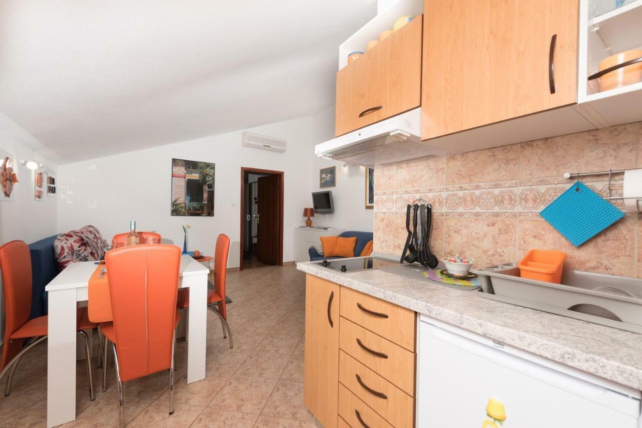 Apartments Villa Zara Laurana Esterno foto